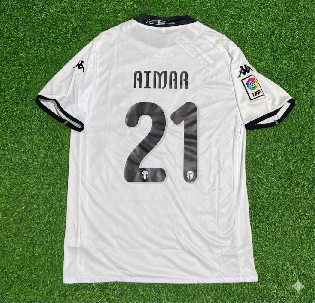 Pablo Aimar #21 Valencia White Retro Football Jersey – Back View