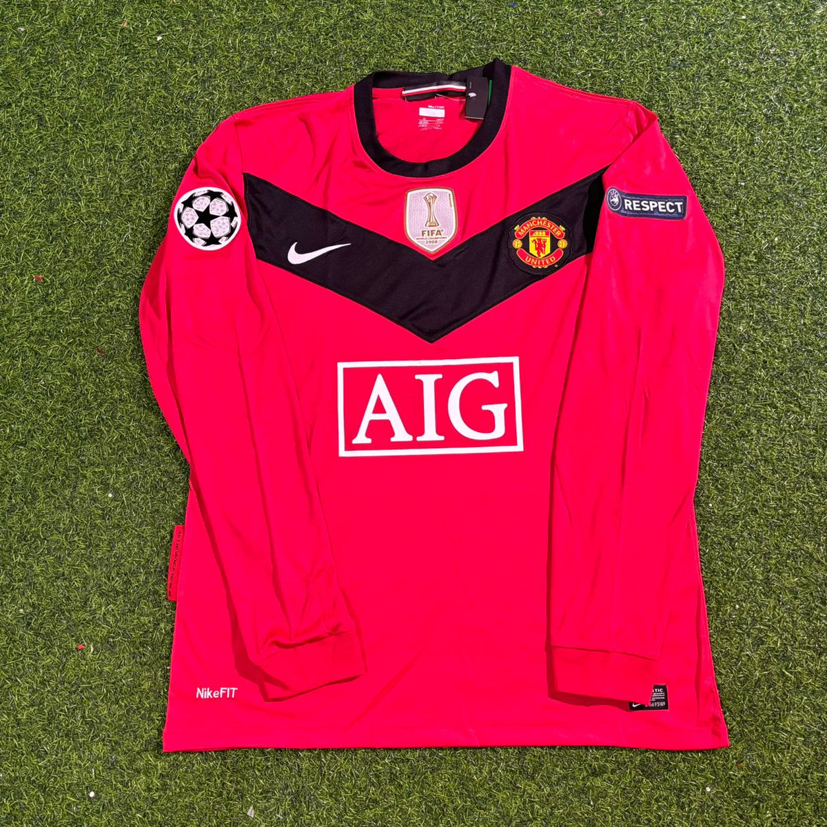 2009/10 Park Ji-sung #13 Manchester United Retro Long Sleeve Football Jersey – Front View