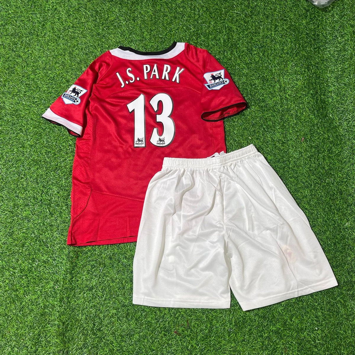 2005/06 Park Ji-Sung Manchester United Retro Kids Football Jersey – Back View