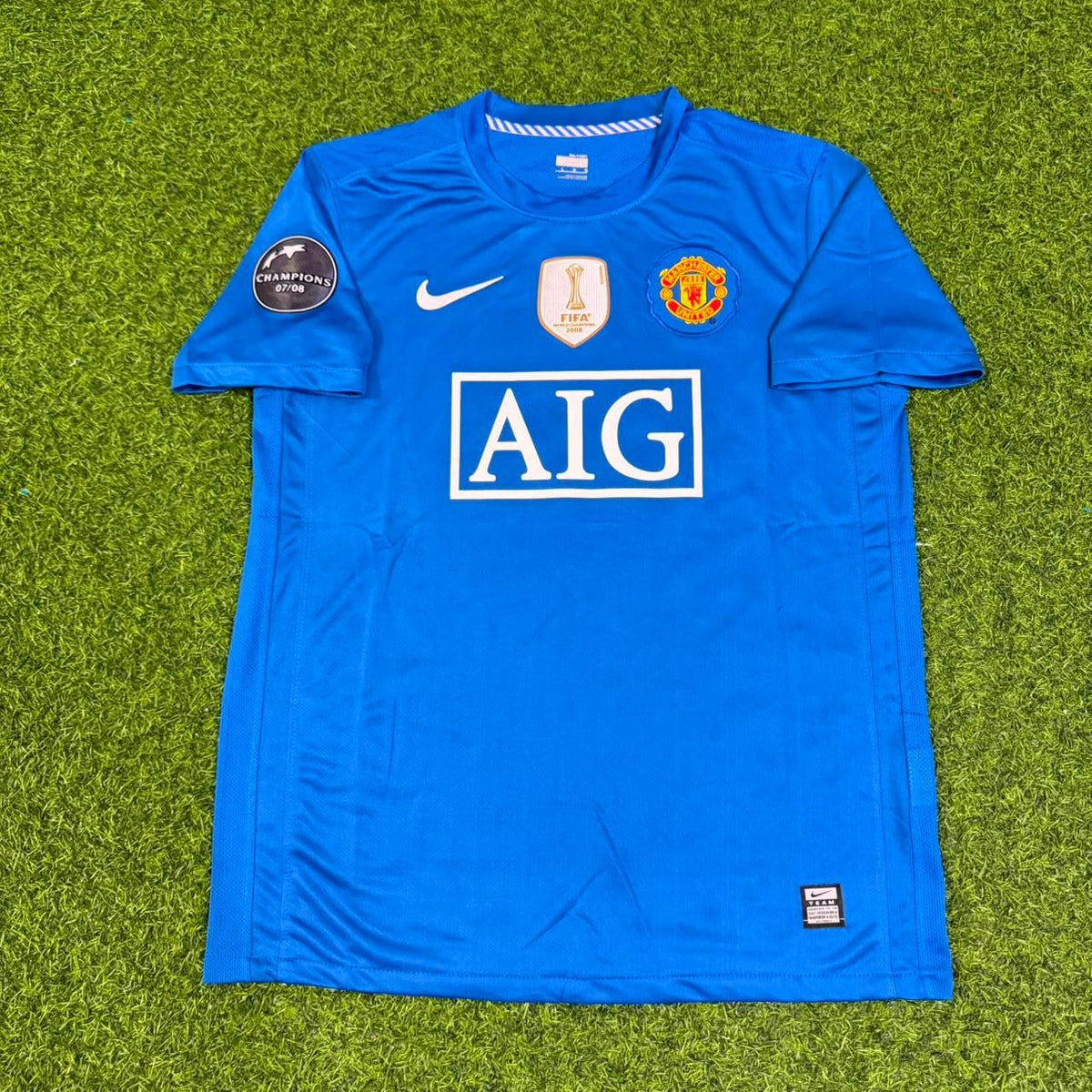 Manchester United 2008 Champions League Retro Soccer Jersey – Park Ji-sung – Front View