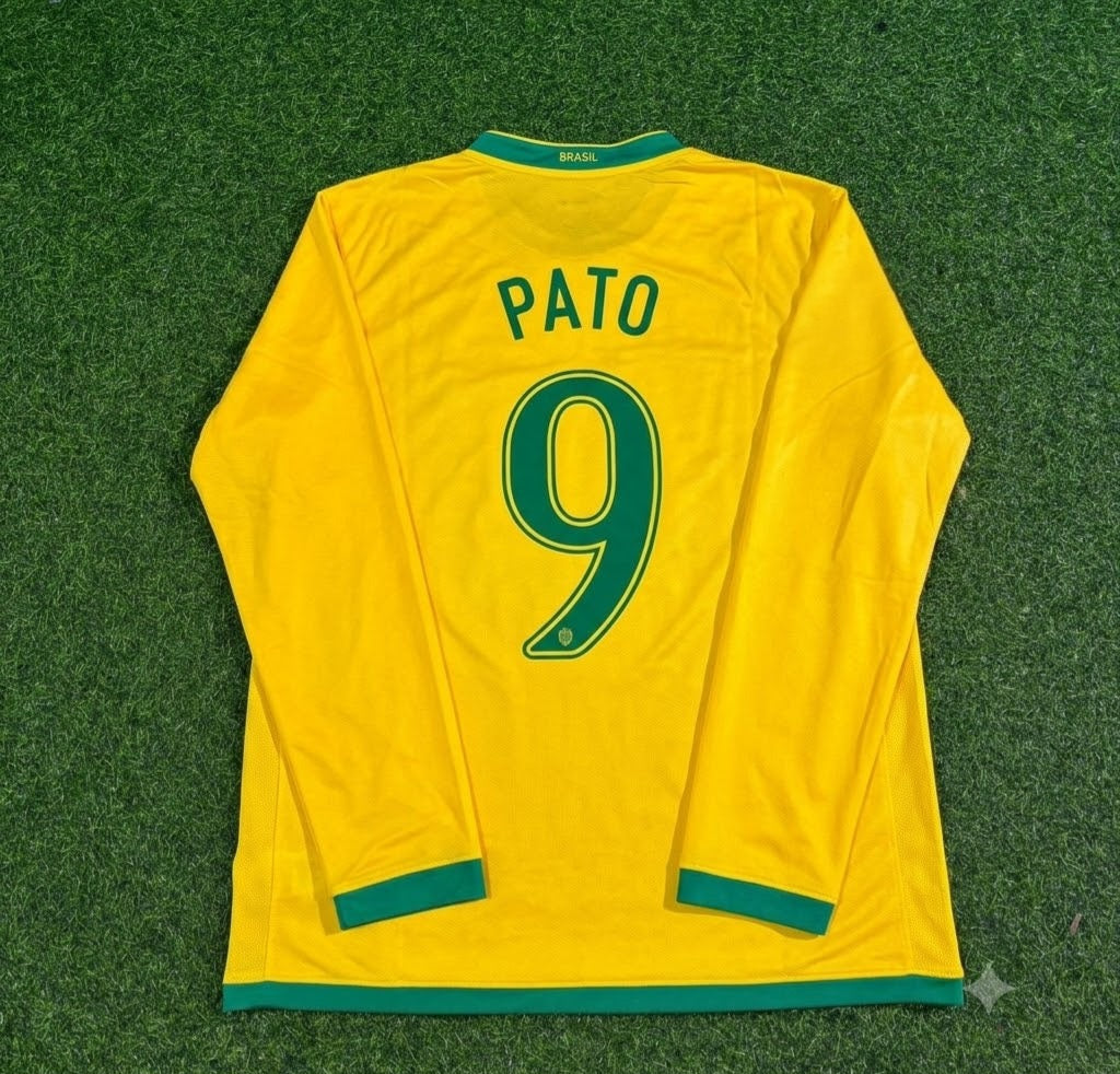 Alexandre Pato #9 Brazil Long Sleeve Retro Football Jersey – Back View