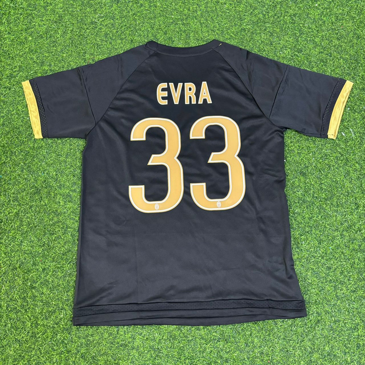 Juventus Retro Black Kit Jersey – Patrice Evra 33- – Back View