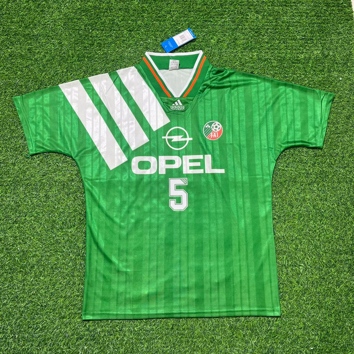 Ireland EIRE 1992 1994 Retro Football Jersey – Paul McGrath – Front View