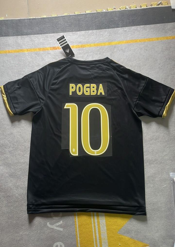 Paul Pogba 10- Juventus Retro Black Football Jersey – Detailed View