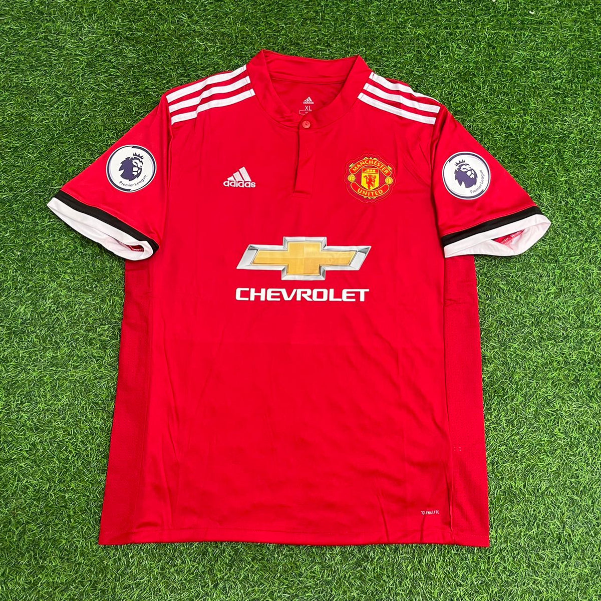 Juan Manuel Mata Manchester United 2017/2018 Football Jersey – Front View