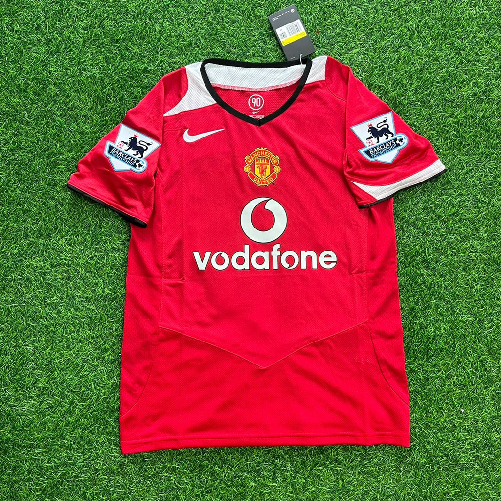 Paul Scholes Manchester United Retro 2005-06 Retro Jersey – Front View