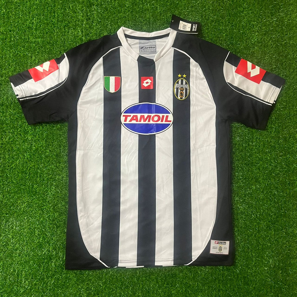 David Trezeguet Juventus 2002 2003 Retro Football Jersey – Detailed View