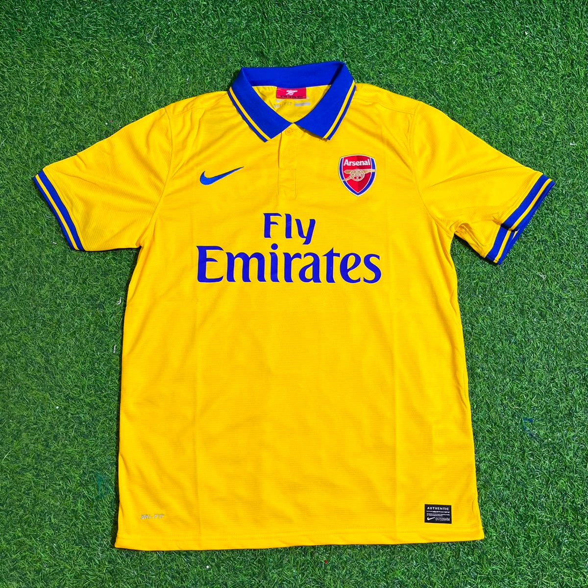 Per Mertesacker – Arsenal 2013/2014 Yellow Retro Kit Jersey – Front View
