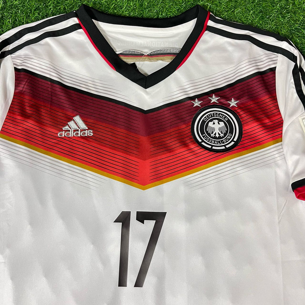 Per Mertesacker 17 - Germany Deutschland 2014 World Cup White Retro Kit Jersey – Detailed View