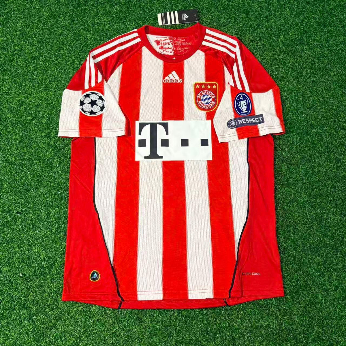 2010/11 Philipp Lahm Bayern Munich Home Football Jersey – Front View