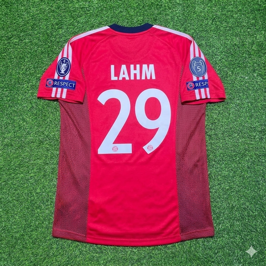 Bayern München 2002/2003 Season Home Red Retro Jersey – Philipp Lahm – Back View