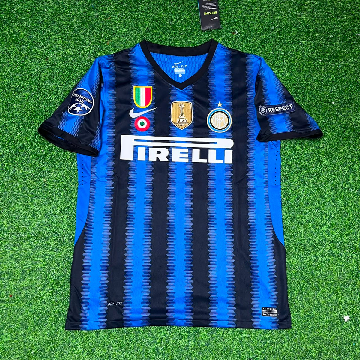 Inter 2011/2012 Football Jersey – Philippe Coutinho – Front View