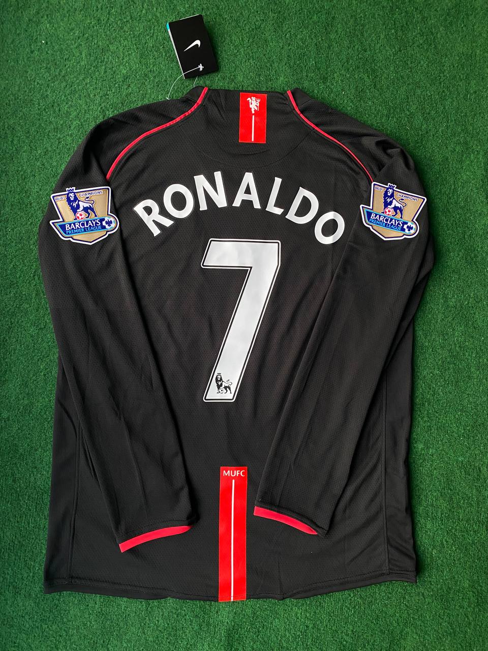 Cristiano Ronaldo 2007-2008 Manchester United Black Retro Jersey – 9