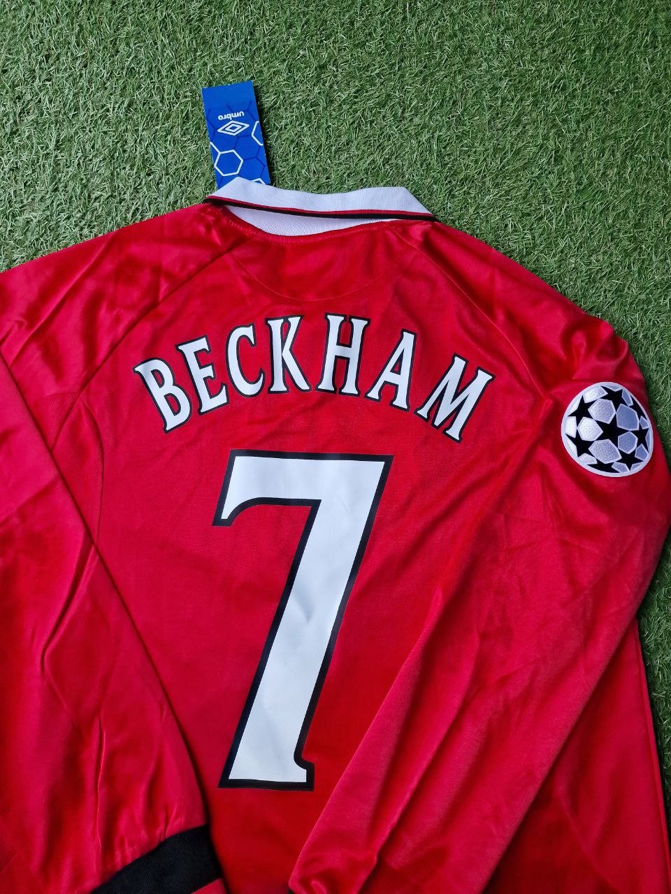 1999 David Beckham Manchester United Champions League Final Retro Football Jersey Collection – Detailed View