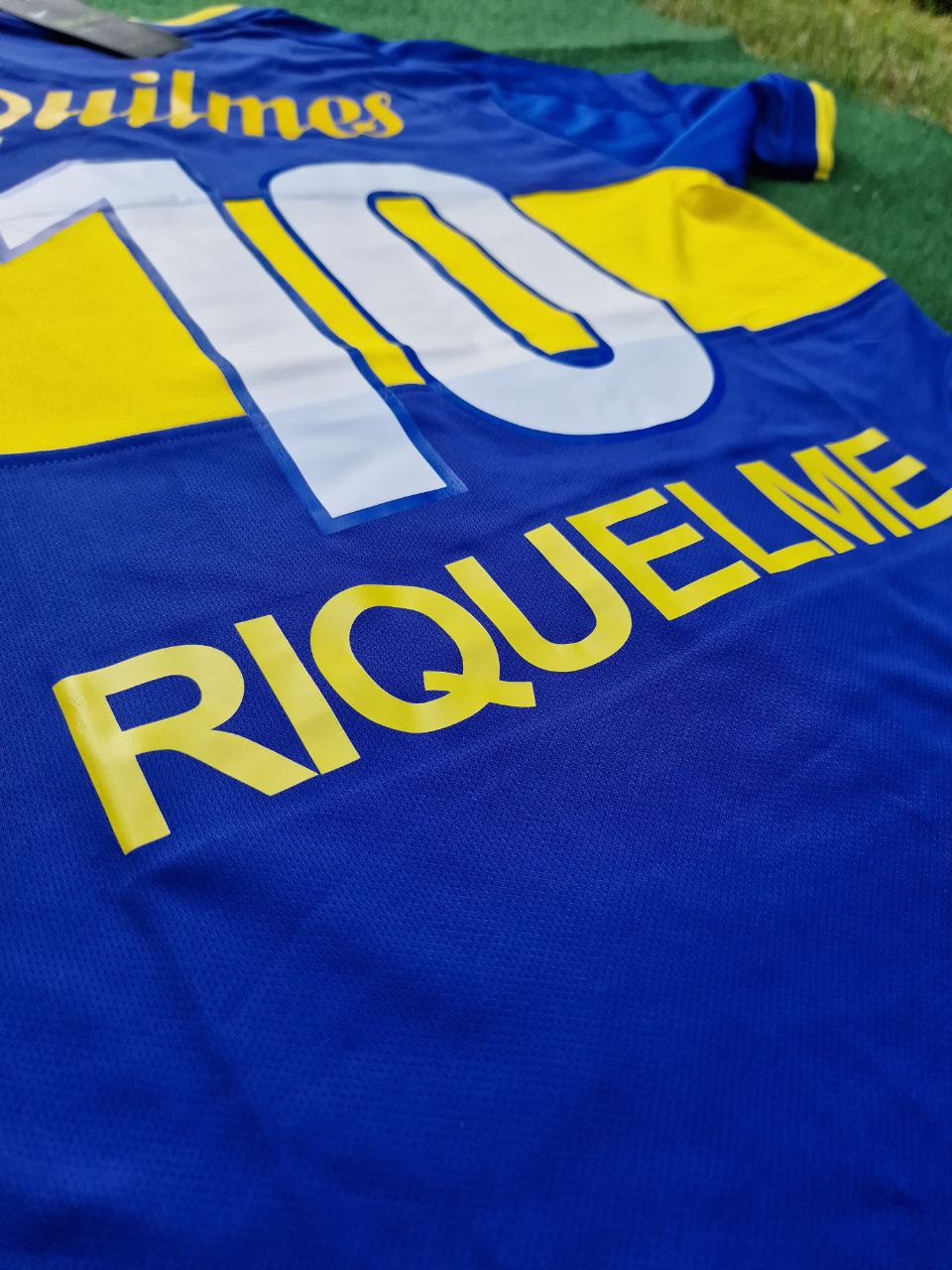 Juan Roman Riquelme Boca Juniors 2000 Retro Football Jersey – Detailed View