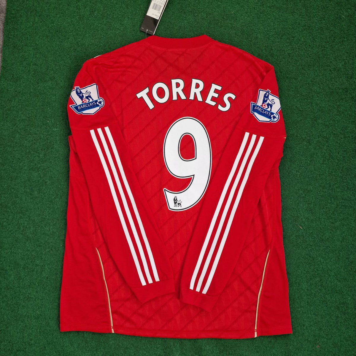 Fernando Torres Liverpool 2010 2012 Season Long Sleeves Red Retro Jersey – Back View