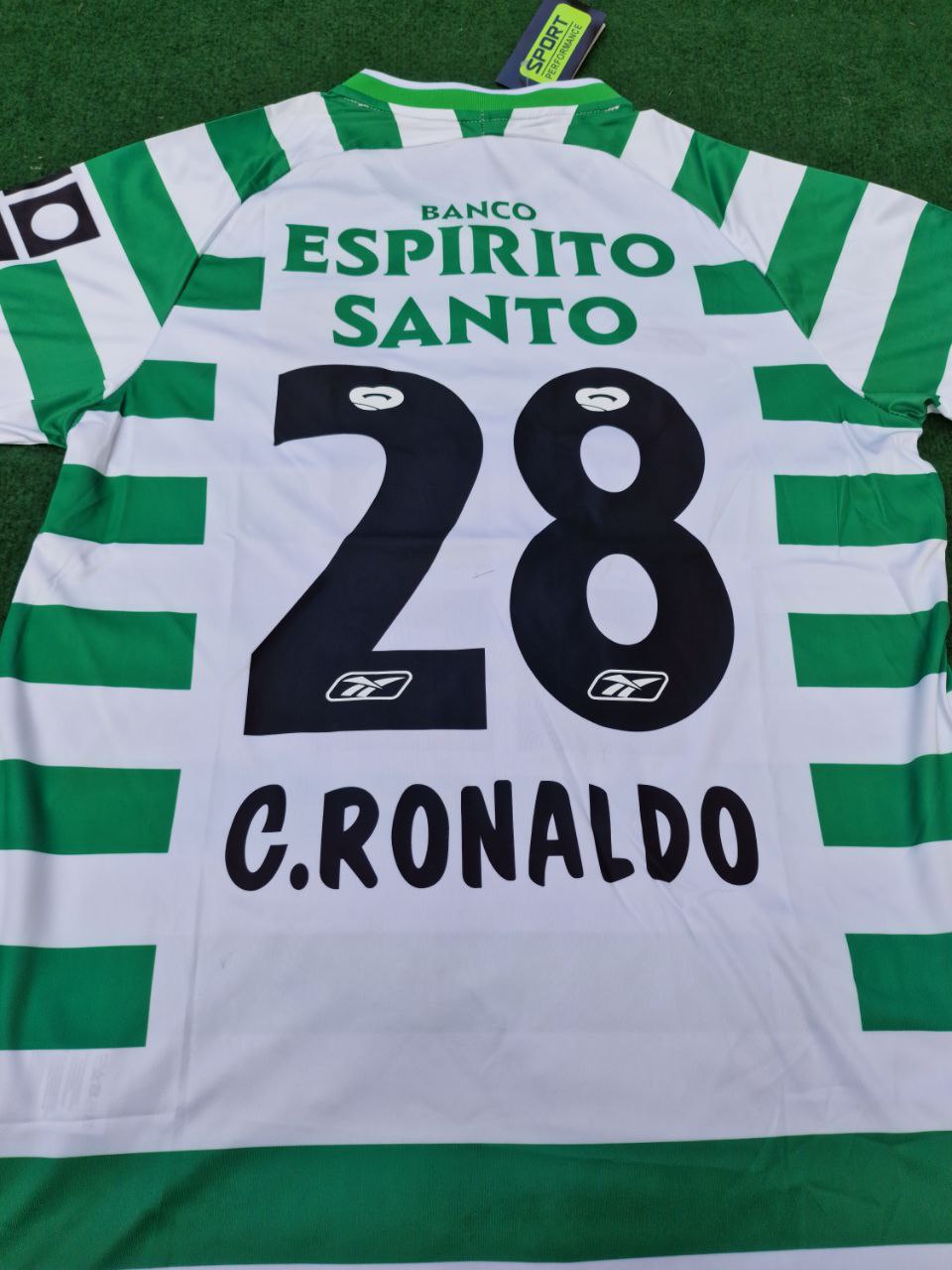2001 Cristiano Ronaldo First Football Jersey Sporting CP Lisbon 2003 – 4