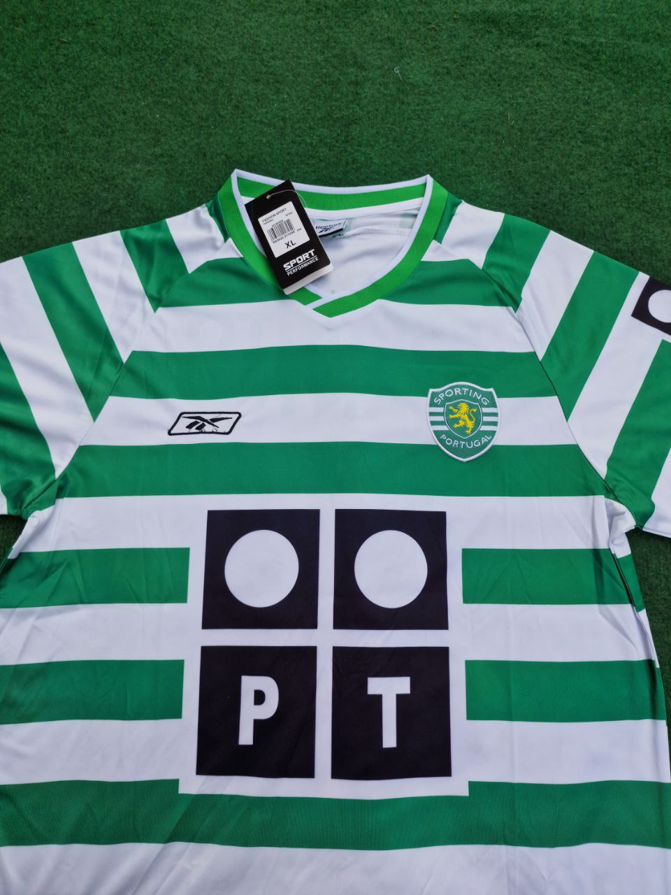 2001 Cristiano Ronaldo First Football Jersey Sporting CP Lisbon 2003 – 5
