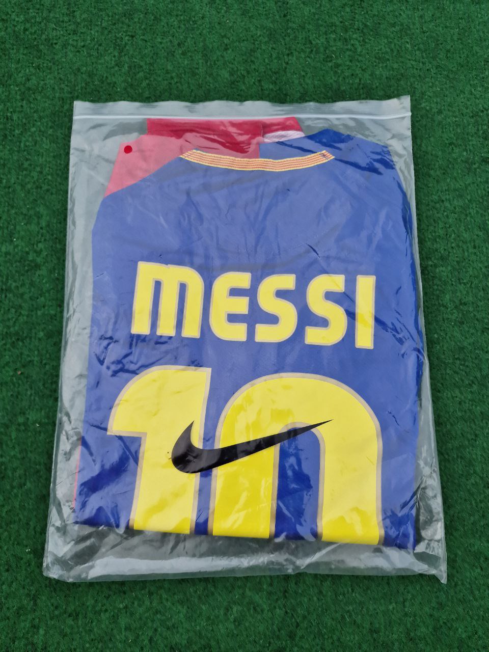 Lionel Messi Barcelona 2009 Champions League Final Retro Jersey – 10