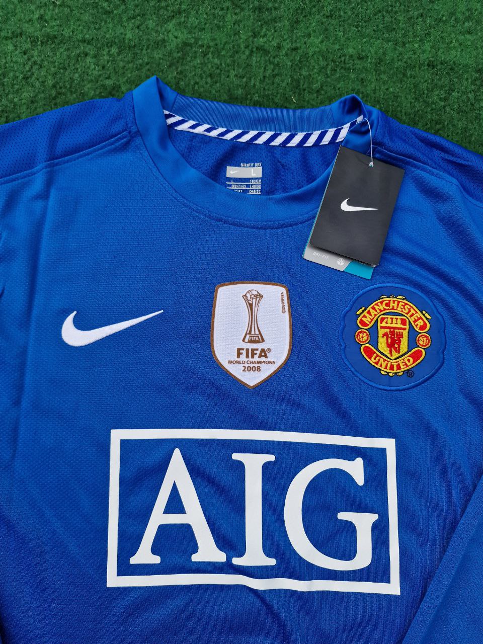 2008 Luis Nani Manchester United Champions League Retro Football Jersey – Detailed View