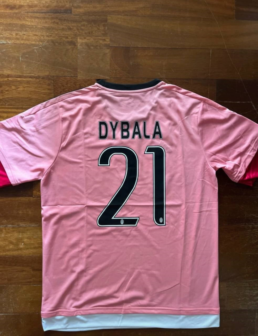Paulo Dybala Juventus Retro Pink 2015-2016 Jersey – Detailed View