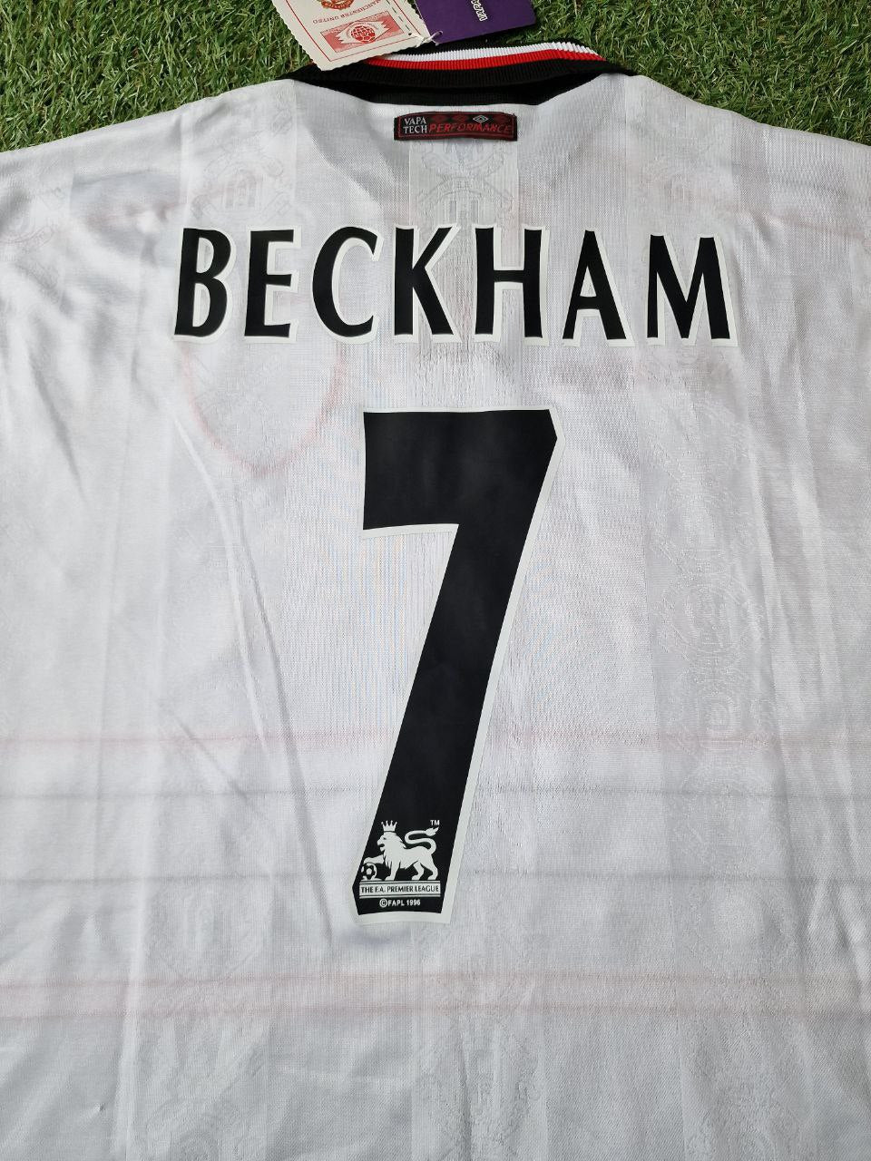 David Beckham Manchester United White Retro Football Jersey – Detailed View