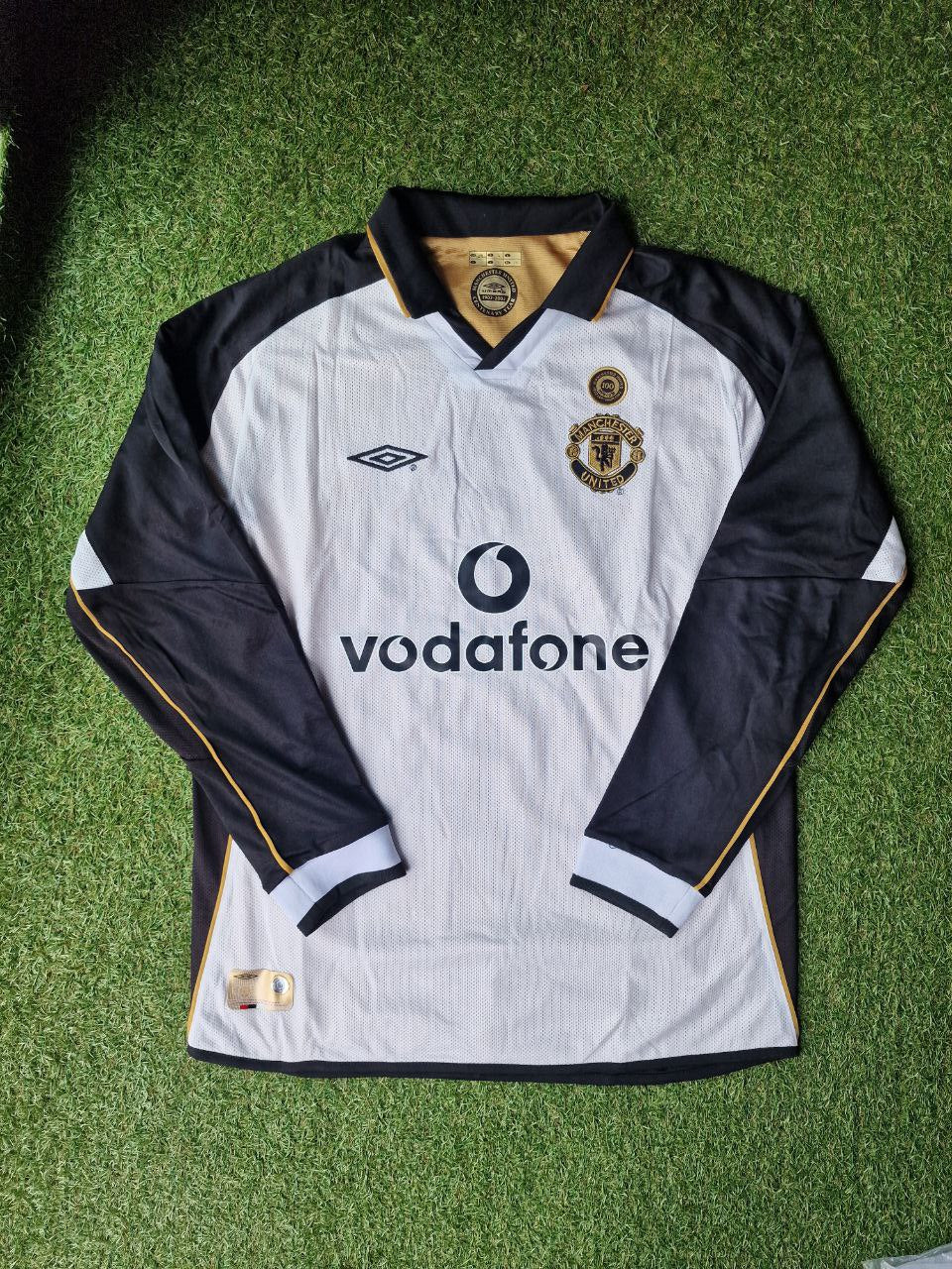 Manchester United 2002 Centenary Reversible Away Shirt Jersey – Detailed View