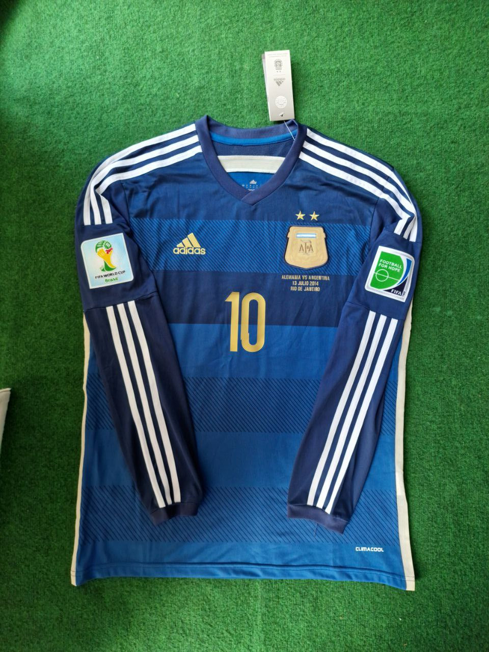Lionel Messi Argentina 2014 World Cup Retro Football Jersey – Front View