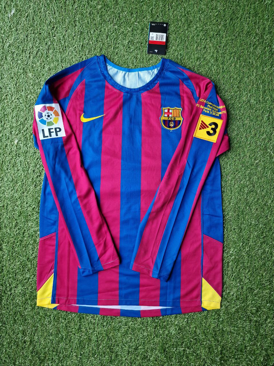 Ronaldinho Gaucho Barcelona 2006 Final Retro Long Sleeve Football Jersey – Front View