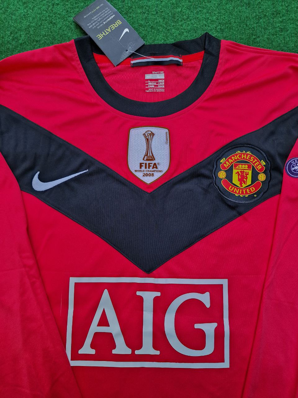 Wayne Rooney Manchester United 09/10 Retro Jersey – Detailed View