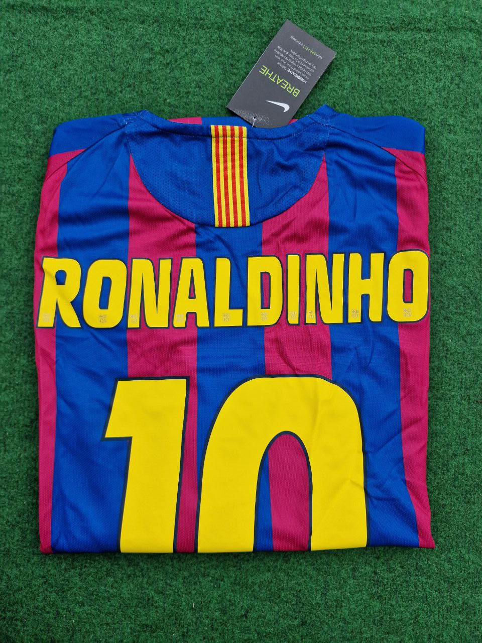 2005/06 Ronaldinho #10 Barcelona Long Sleeve Retro Football Jersey – 7