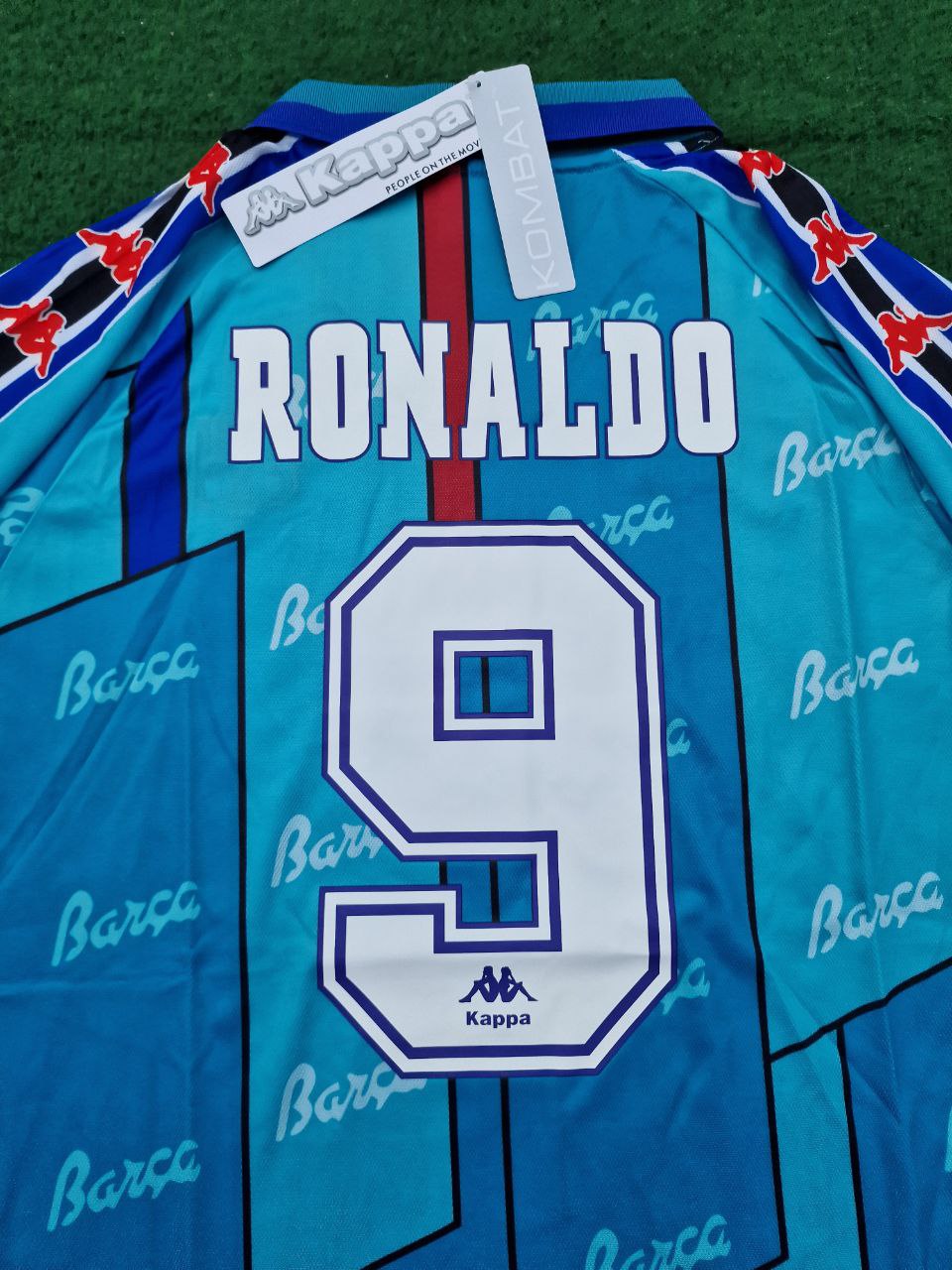 Ronaldo Nazario Barcelona 1996 1997 Retro Football Jersey – Detailed View