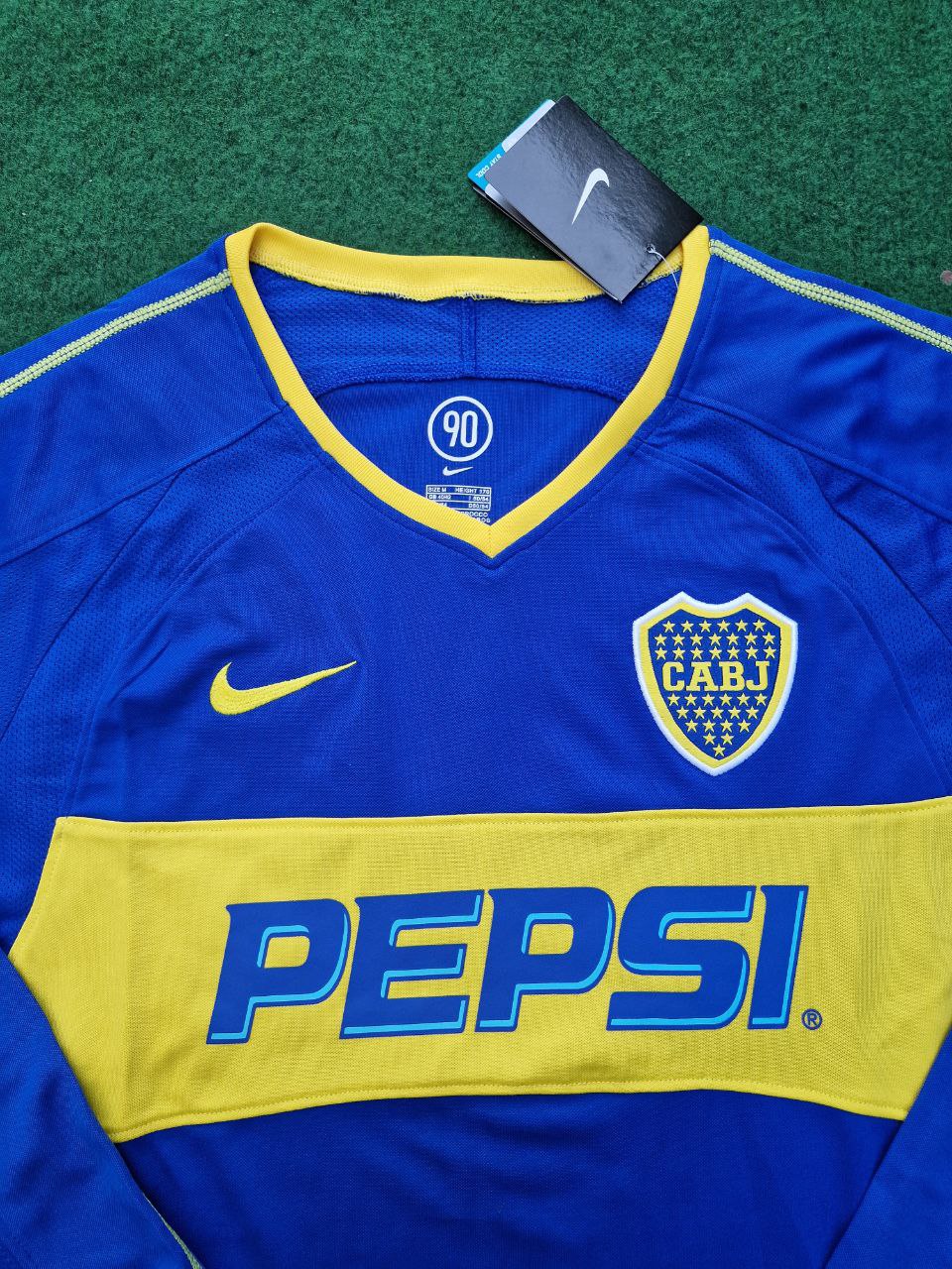 Carlos Tevez Boca Juniors 2003 2004 Retro Long Sleeve Jersey – Detailed View