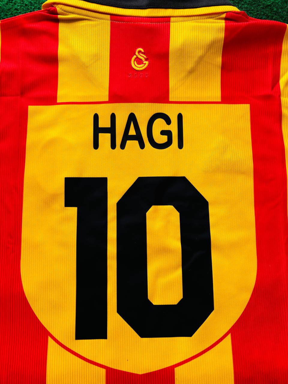2000 Galatasaray Gheorge Hagi UEFA Retro Nostalji Formasi Football Home Football Jersey – Detailed View