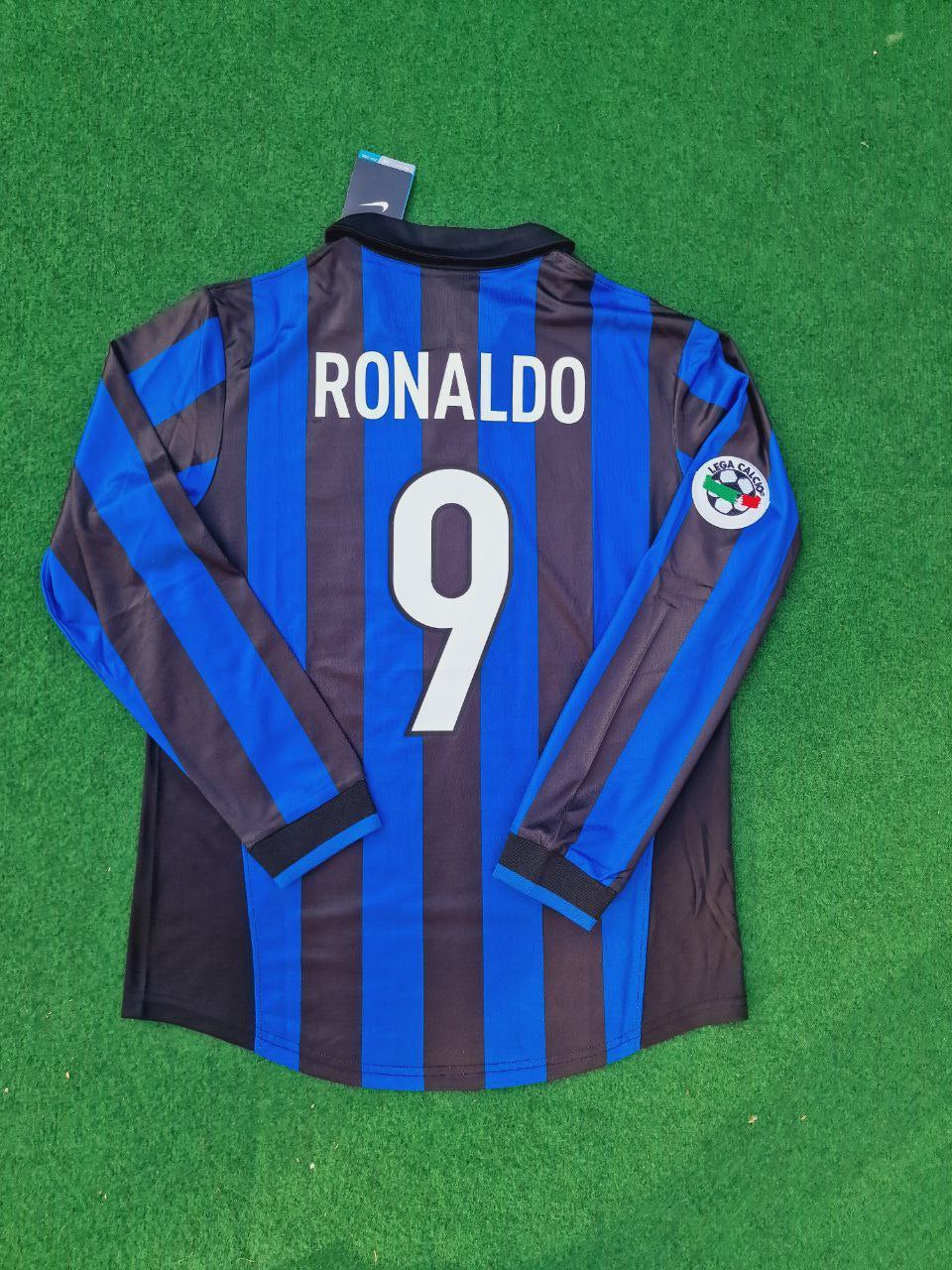 1998 Ronaldo El Fenomeno R9 - Inter 1999 Retro Football Jersey – Detailed View