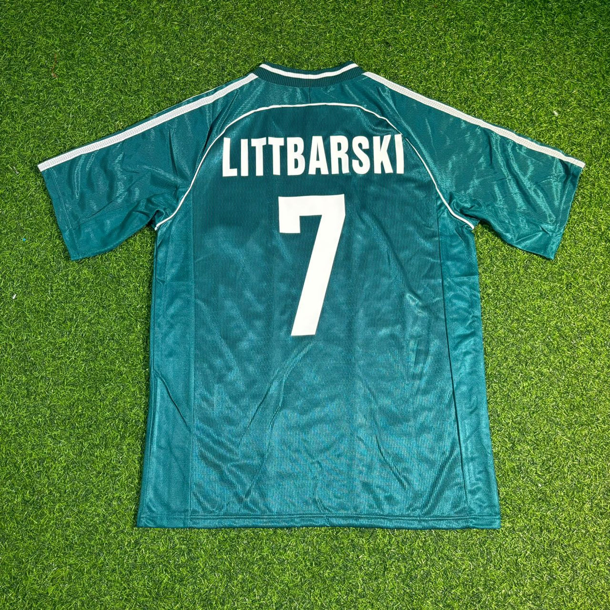 Germany Retro Grün – Pierre Littbarski #7 Deutschland Auswärts – Back View