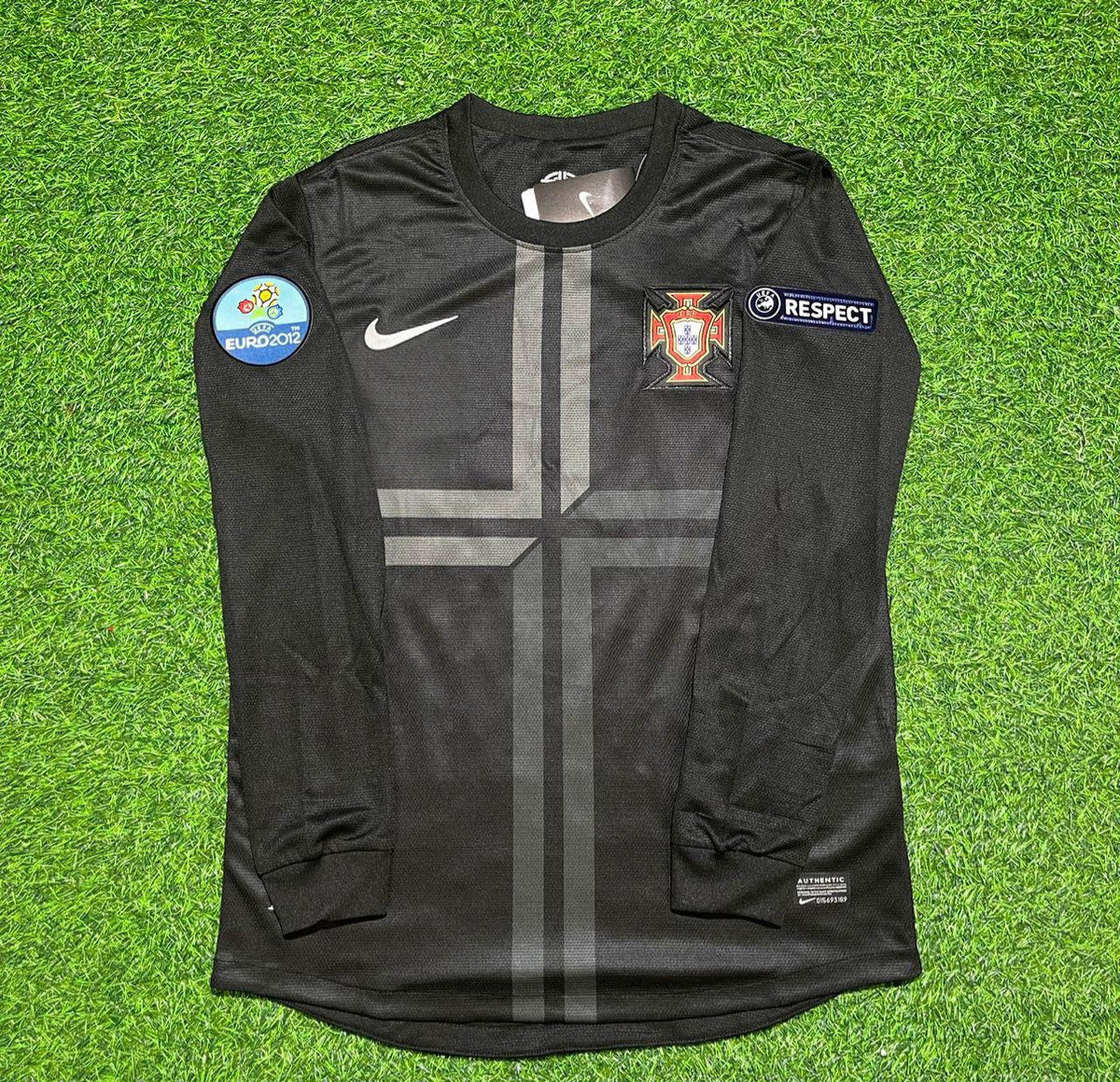 2012 Portugal EURO Bruno Alves #2 Away Black Long Sleeve Retro Football Jersey – Front View