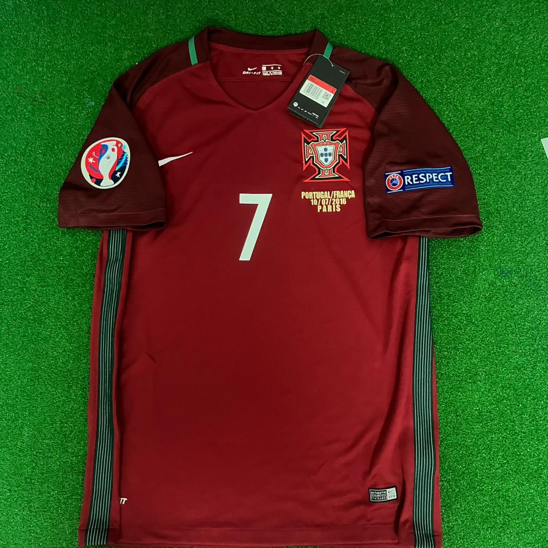 Cristiano Ronaldo Portugal EURO 2016 Final Retro Jersey – Front View