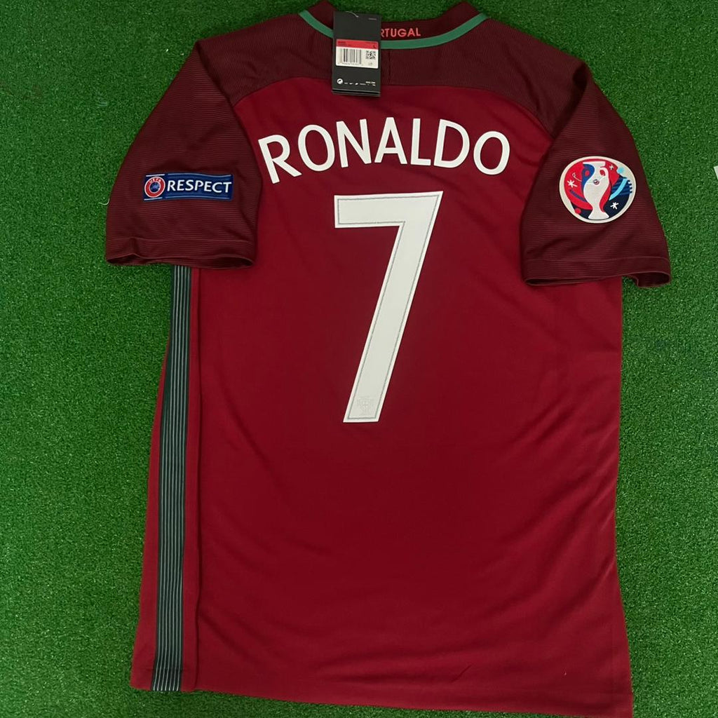 Cristiano Ronaldo Portugal EURO 2016 Final Retro Jersey – Detailed View