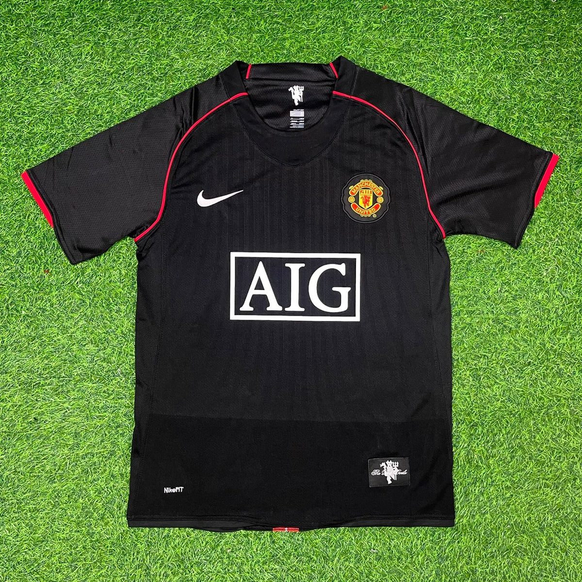 Rio Ferdinand Manchester United 2007-2008 Black Retro Football Jersey – Front View