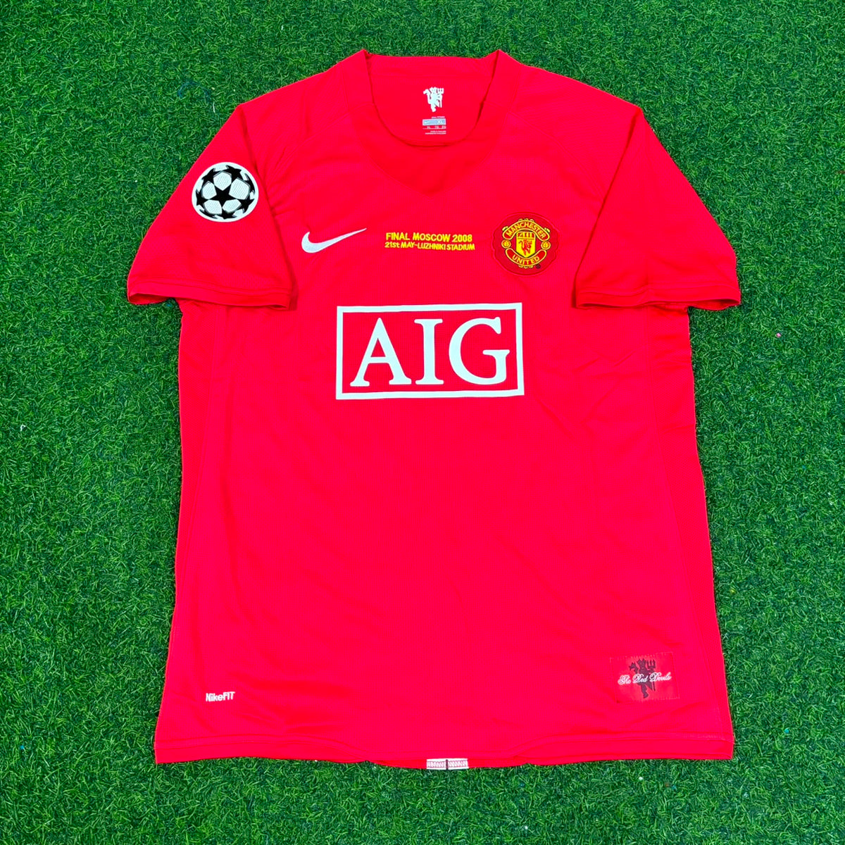 Rio Ferdinand Manchester United Champions League Final Moscow 2008 Retro Red Football Shirt – Front View