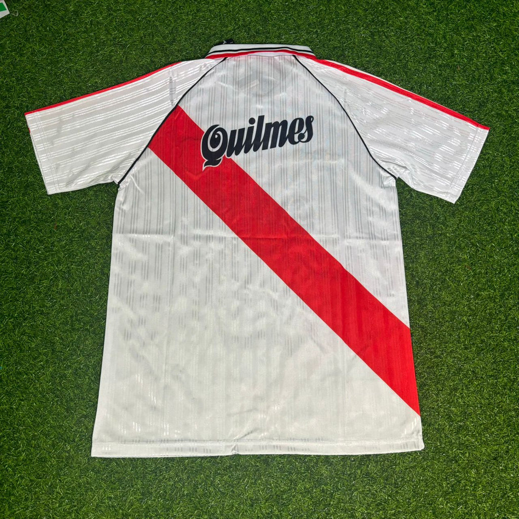 River Plate 1995/96 Retro Kit Jersey – Front View