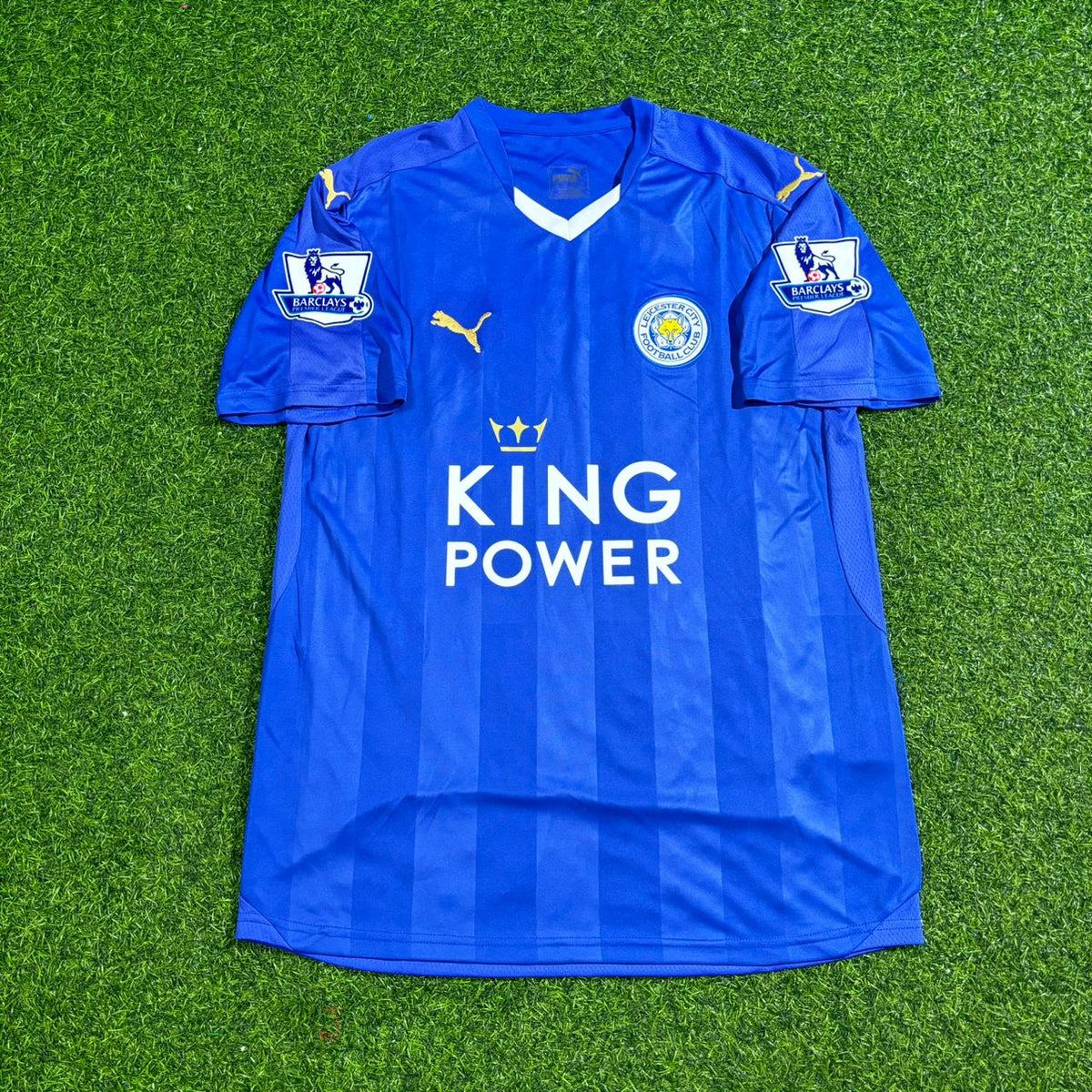 2015/16 Riyad Mahrez - Leicester City Retro Football Jersey – Front View
