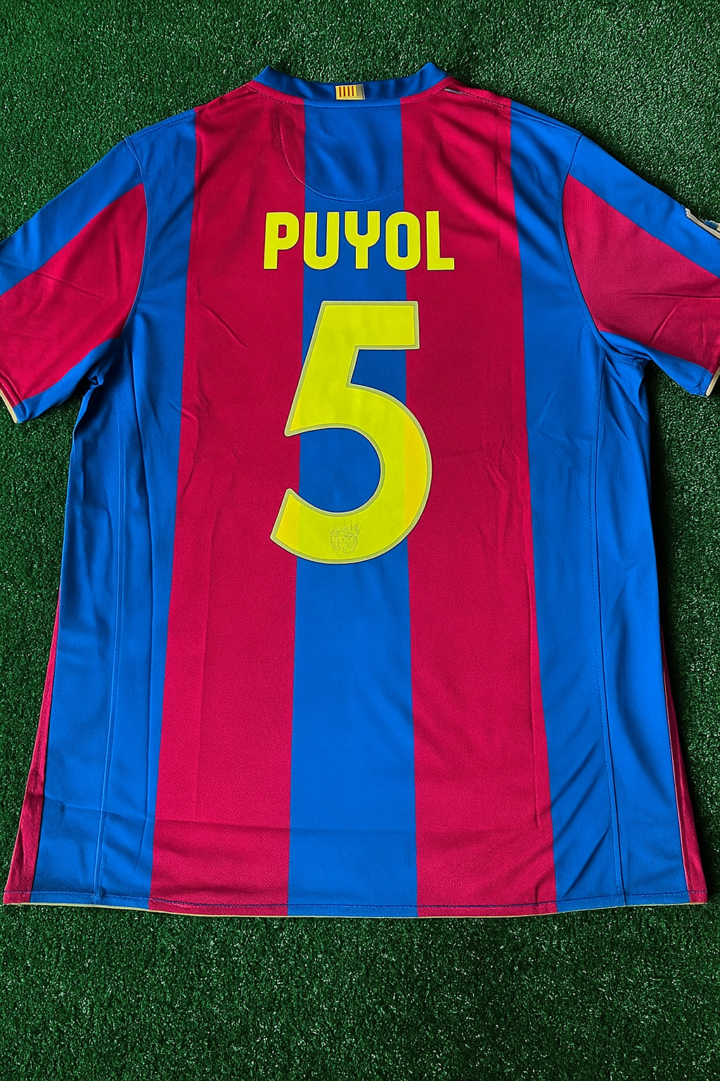 Carles Puyol Barcelona 2007 2008 Retro Jersey – Back View