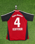 2001/02 Samuel Kuffour Bayern Munich Red Retro Football Jersey – Back View