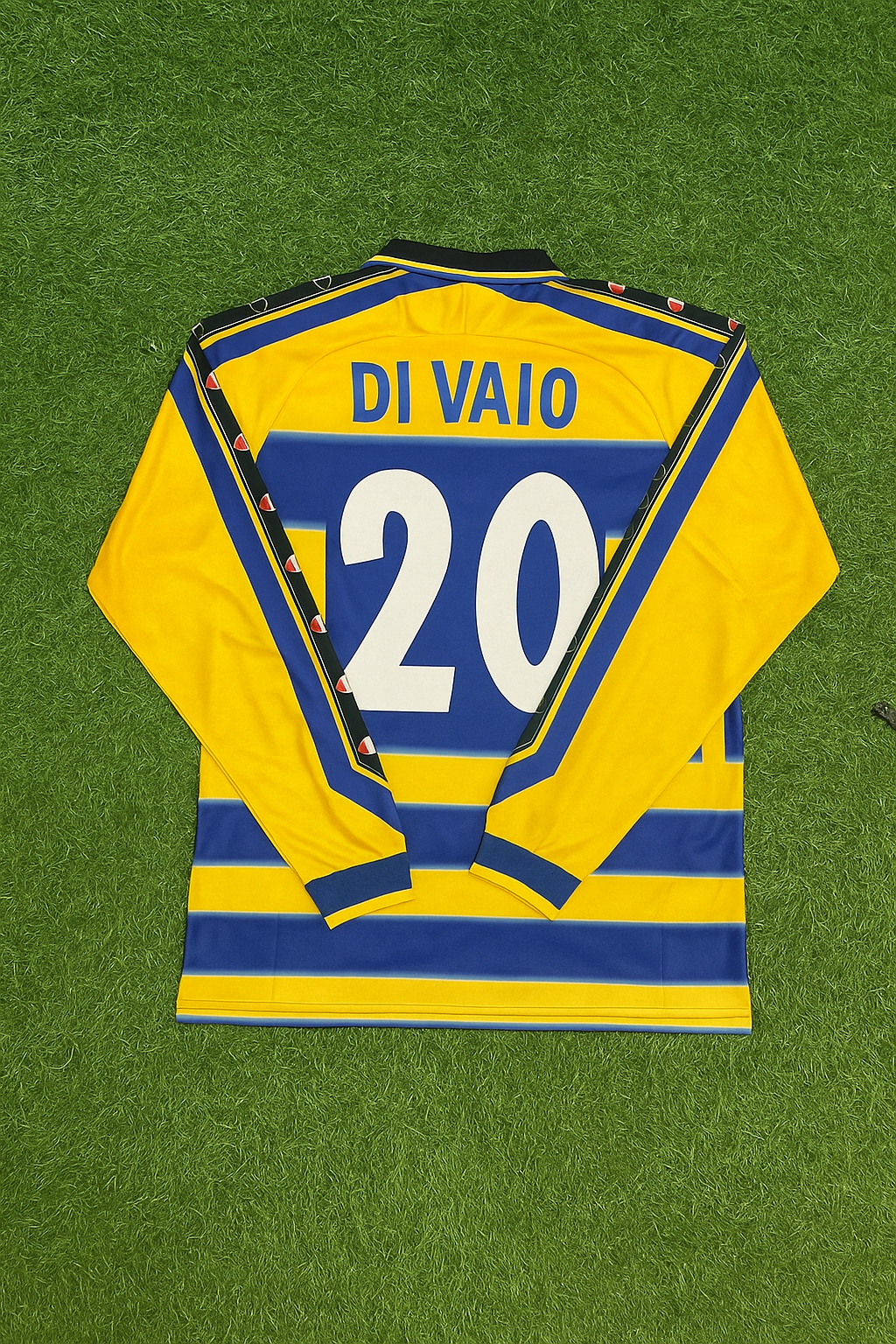1999/00 Marco Di Vaio Parma Retro Long Sleeve Football Jersey Collection – Back View