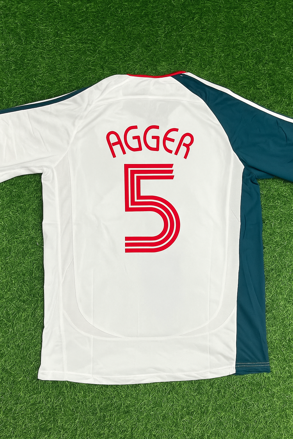 2006 Daniel Agger Liverpool 2007 White Retro Football Jersey – Back View