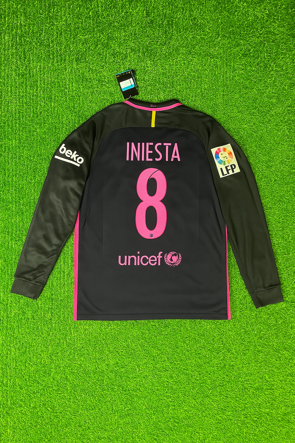 Andres Iniesta Barcelona 14/15 Retro Pink Printing Long Sleeve Football Jersey – Back View