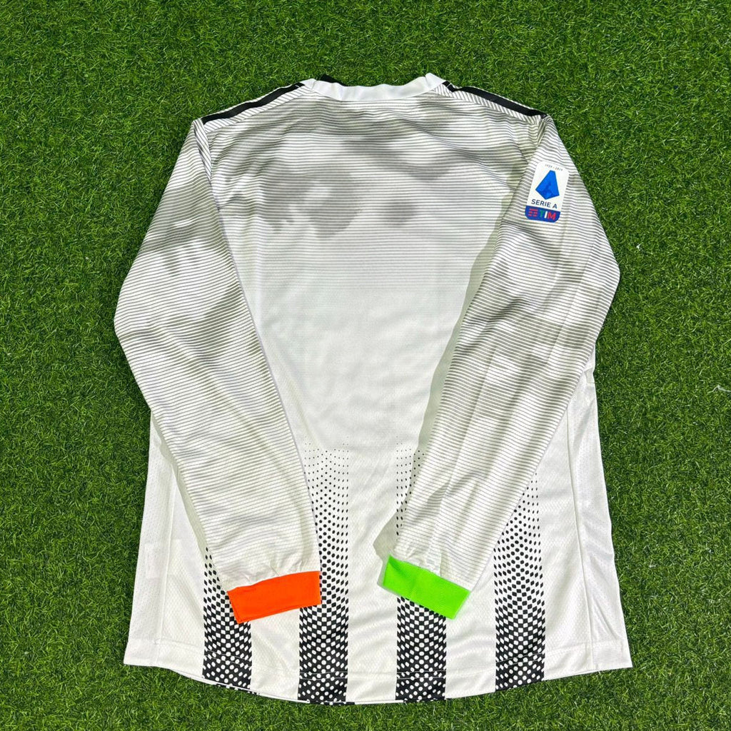 2019/20 Juventus Long Sleeve Retro Football Jersey – Front View