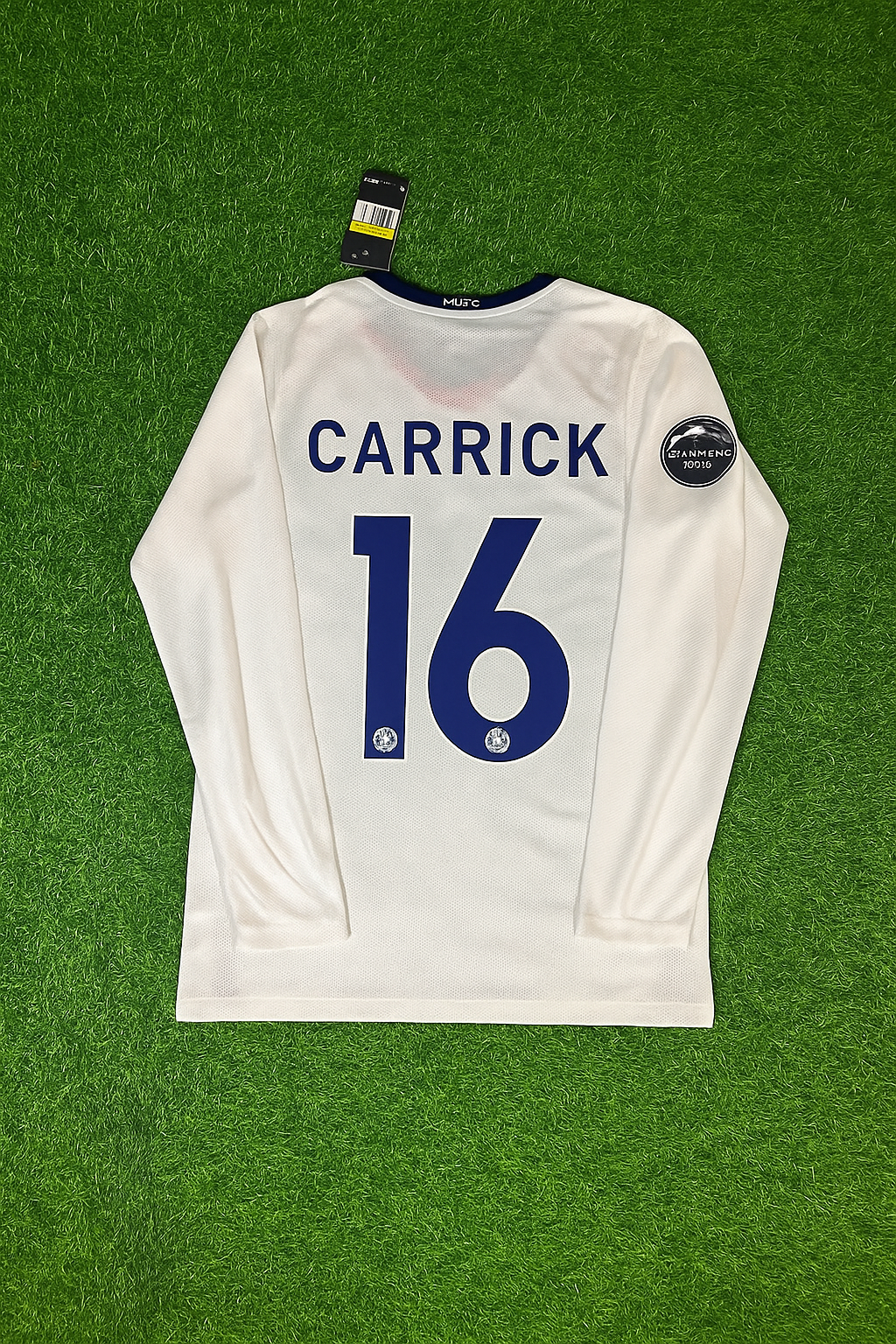 Michael Carrick 16 Manchester United 2009 Champions Leage Final Rome Retro Long Sleeve Jersey – Back View